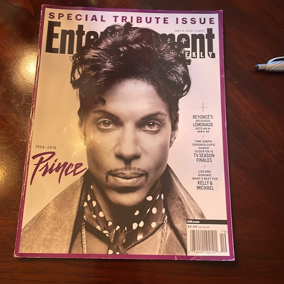 Special tribute issue entertainment weekly Prince - Picture 1 of 3